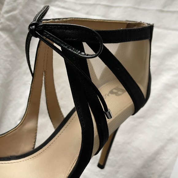 Browns Black High-Heels - Picture 2 of 6